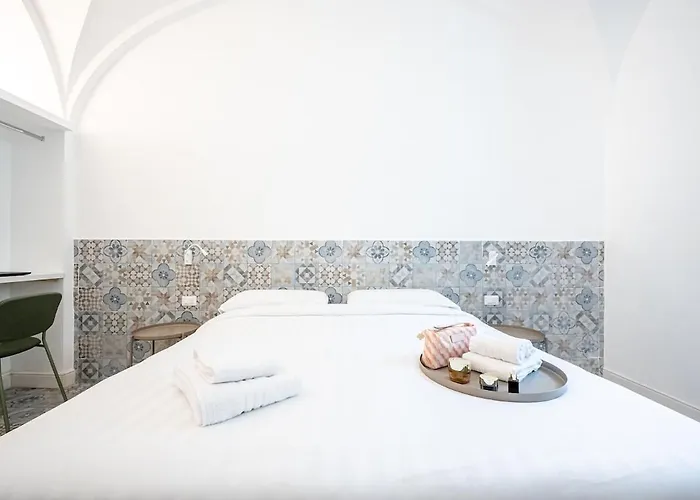 Aeterna Rhome - Domus Piramide Apartment
