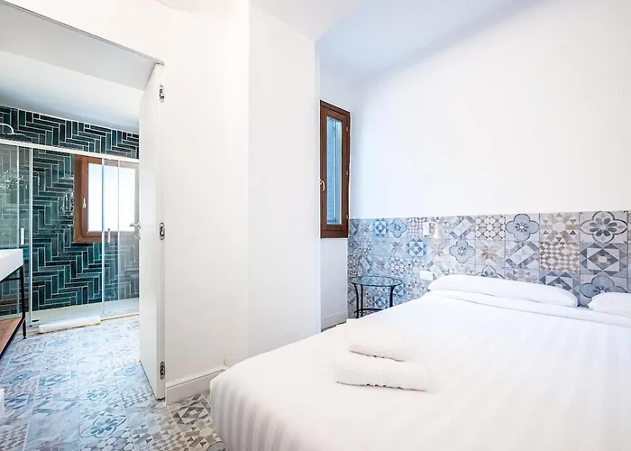 Apartment Aeterna Rhome - Domus Piramide Rom