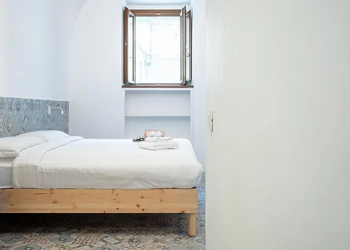 Aeterna Rhome - Domus Piramide Rom