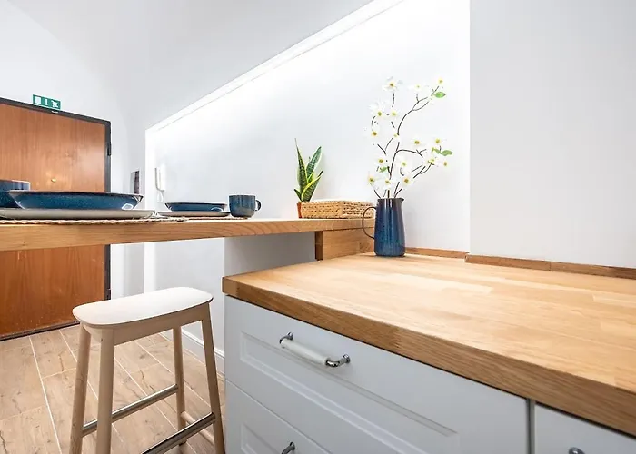 Aeterna Rhome - Domus Piramide Apartment *