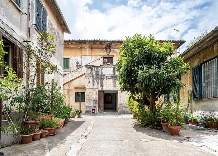 Aeterna Rhome - Domus Piramide Apartment *